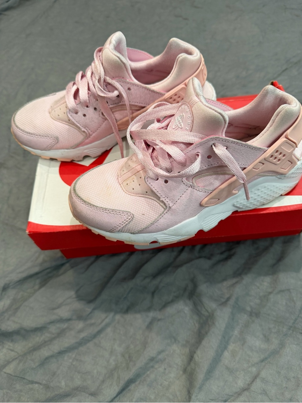 Nike Pink Mesh & PU Athletic Sneakers